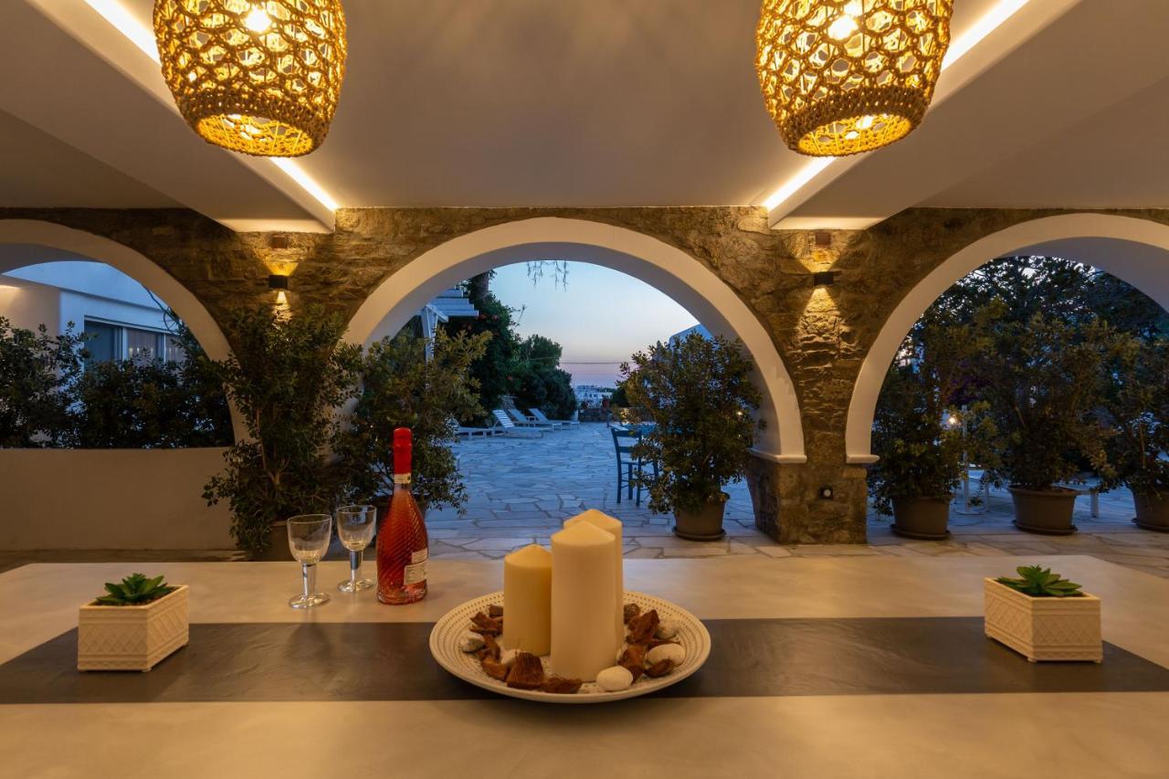 Callisti Mykonos Town With Pool View And Calypso Upper Floor With Sea View Bagian luar foto