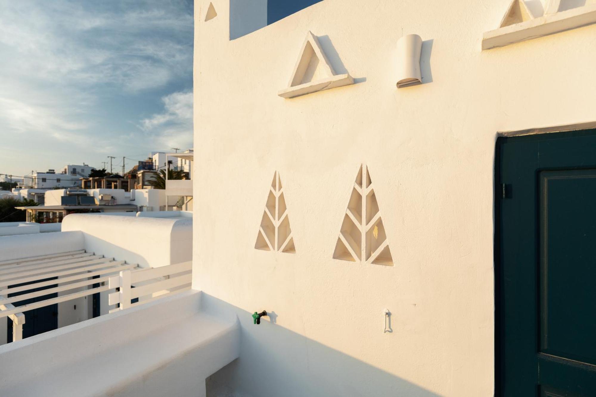 Callisti Mykonos Town With Pool View And Calypso Upper Floor With Sea View Bagian luar foto